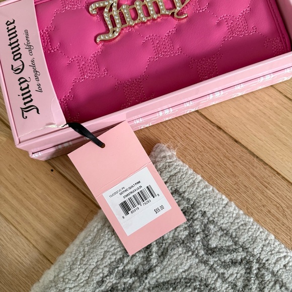 Brand new Juicy Couture Vibrant Pink Quilted Wallet - Picture 3 of 7